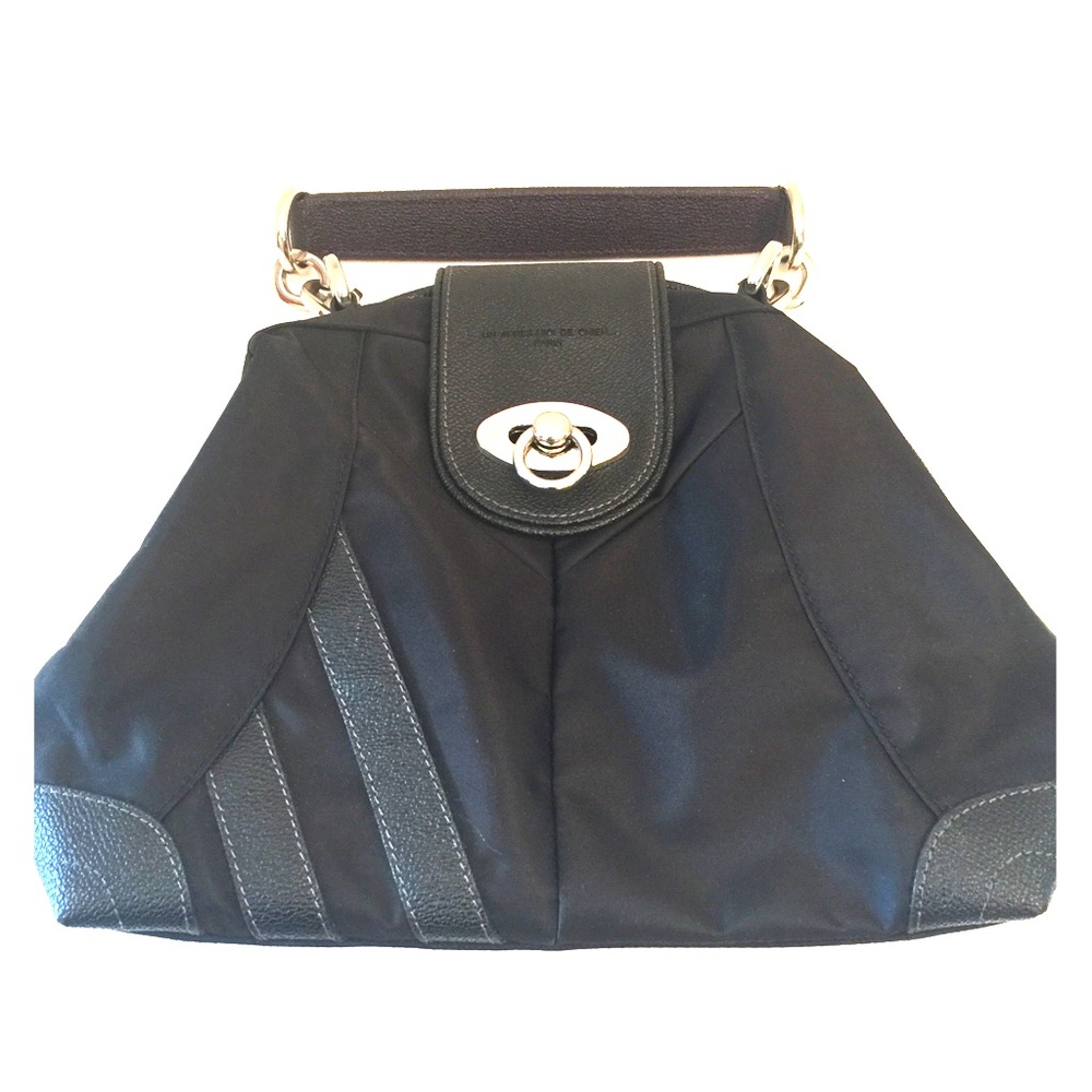 Un Apres-Midi de Chien Paris frame purse